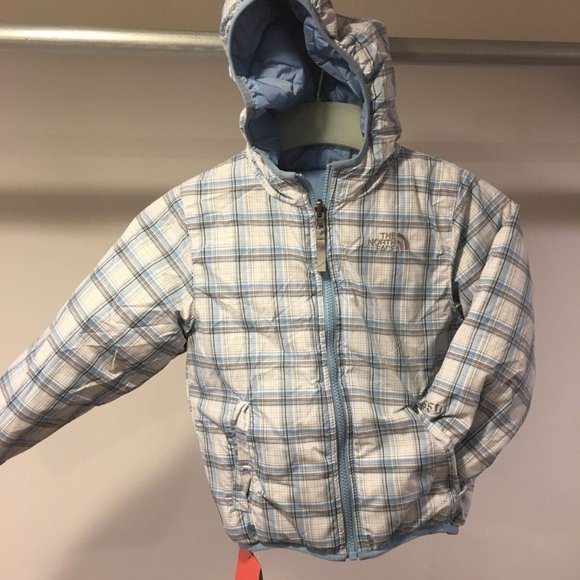New with tags, authentic
NORTH FACE **Reversible** Jacket for Kids! - Picture 2 of 3